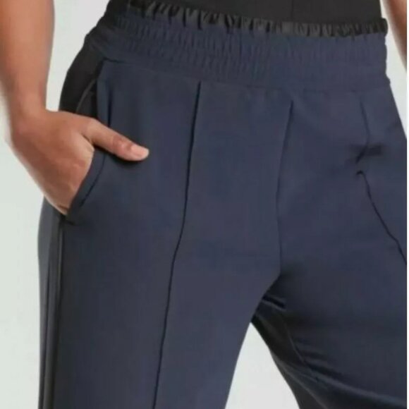 NWT Athleta Metropolis Wide Leg Pant In Primatwill Size 2 Navy/ Black #530635 - Picture 4 of 6